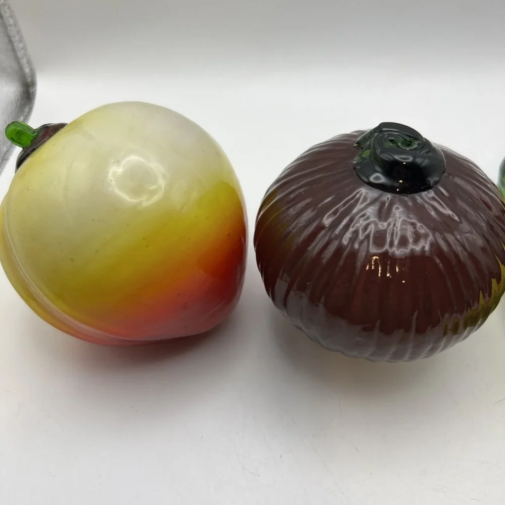N/A **set includes